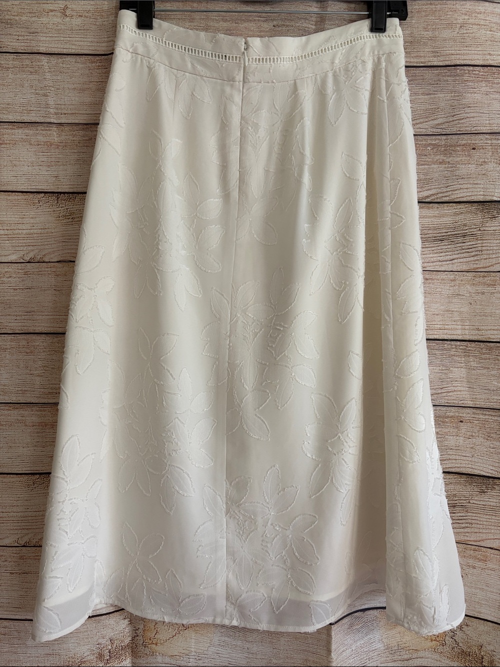 Ann Taylor Floral Embroidered A-Line Skirt - Picture 9 of 11